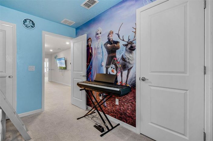 Image No.23-5 Bed Townhouse for sale