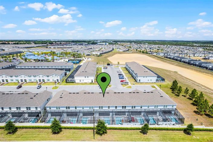 Image No.43-5 Bed Townhouse for sale