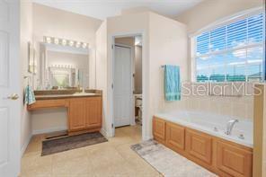 Image No.15-4 Bed Property for sale