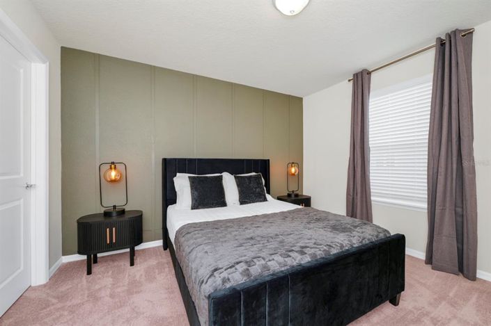 Image No.28-6 Bed Property for sale