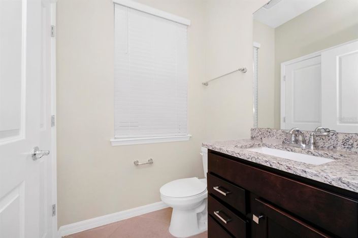 Image No.41-6 Bed Property for sale