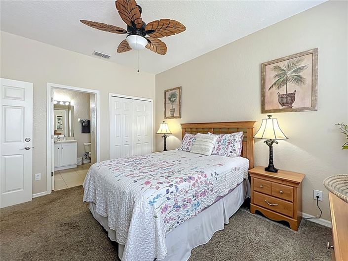 Image No.24-4 Bed Townhouse for sale