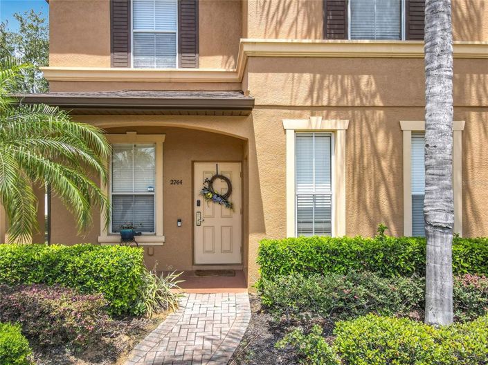 Image No.4-4 Bed Townhouse for sale