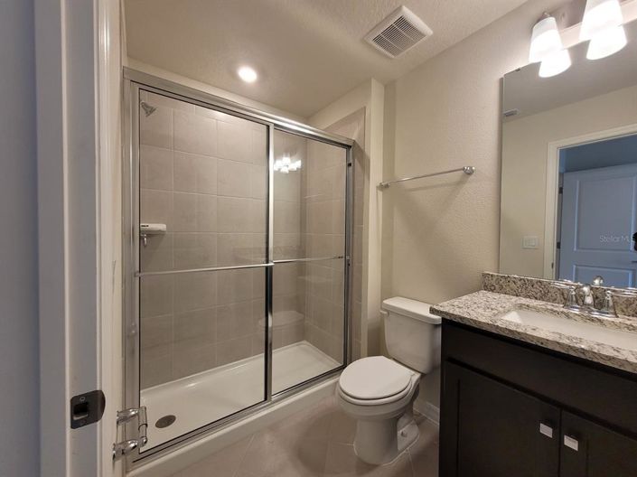 Image No.14-5 Bed Townhouse for sale