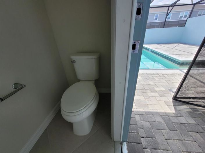 Image No.35-5 Bed Townhouse for sale