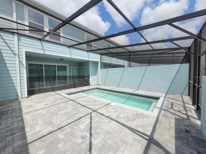 Image No.38-5 Bed Townhouse for sale