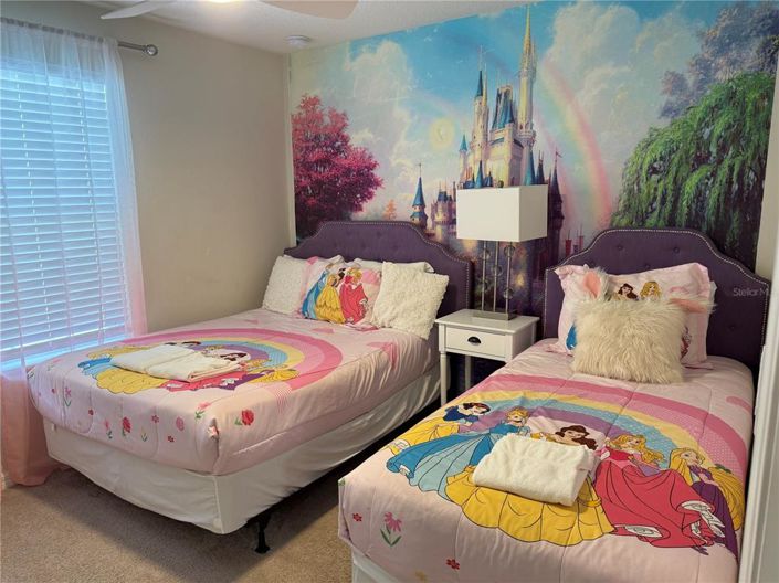 Image No.44-5 Bed Townhouse for sale