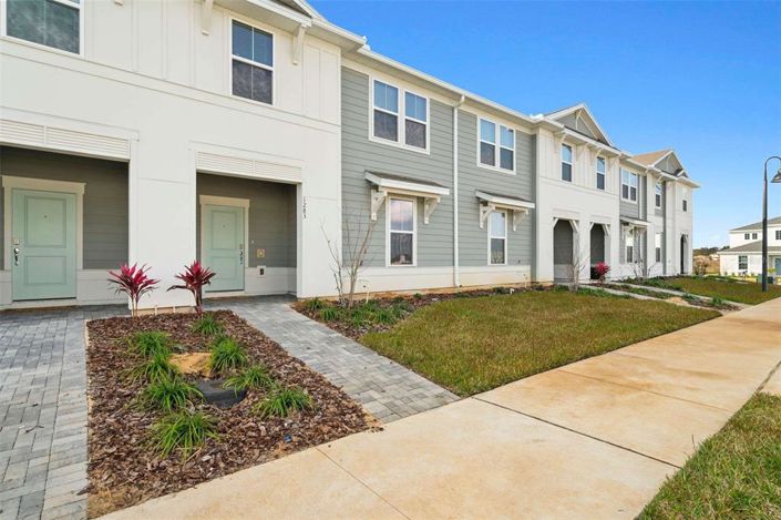 Image No.2-5 Bed Townhouse for sale