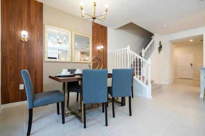 Image No.10-5 Bed Townhouse for sale