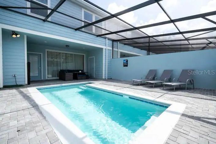 Image No.25-5 Bed Townhouse for sale