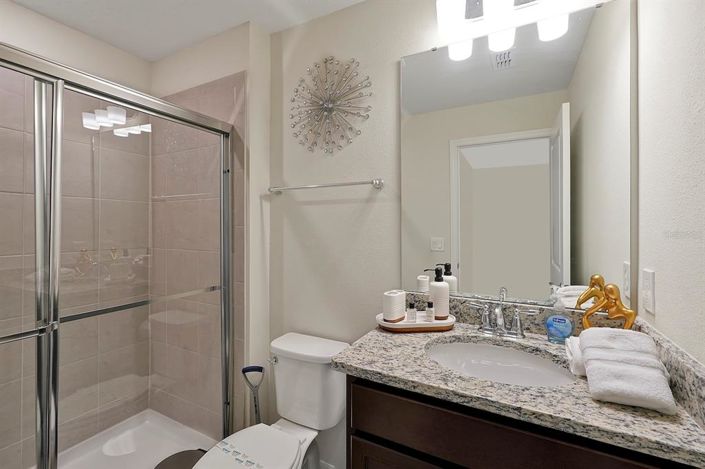 Image No.57-5 Bed Townhouse for sale