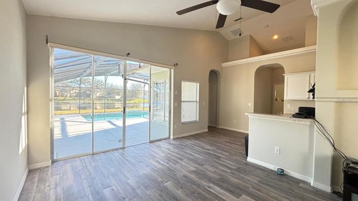 Image No.9-3 Bed Property for sale