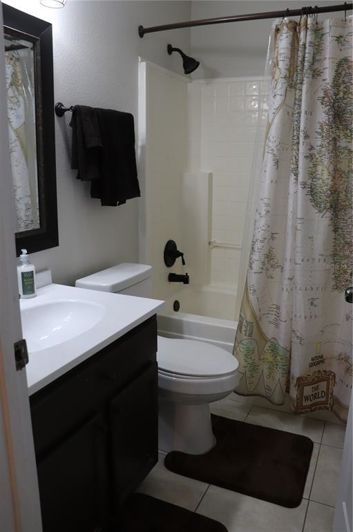 Image No.24-5 Bed Property for sale