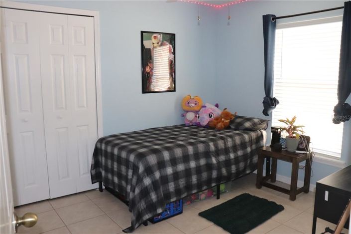 Image No.29-5 Bed Property for sale