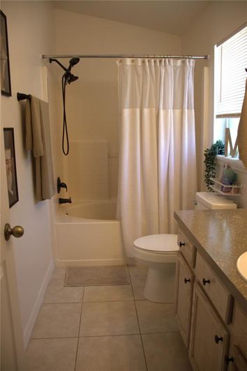 Image No.38-5 Bed Property for sale