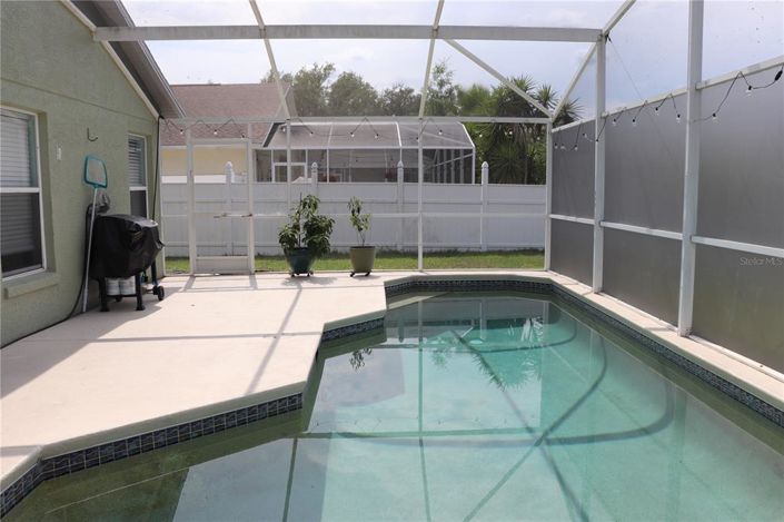 Image No.42-5 Bed Property for sale