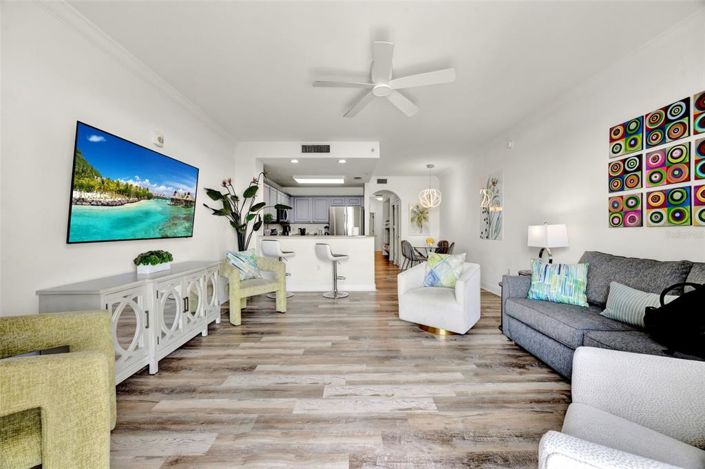 Image No.10-1 Bed Property for sale