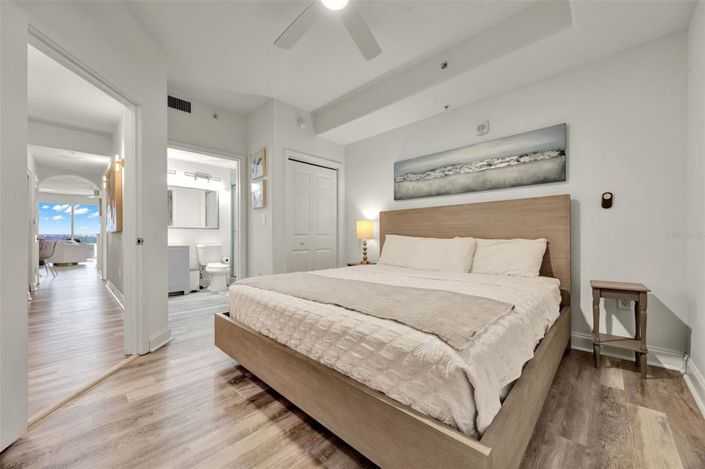 Image No.27-1 Bed Property for sale