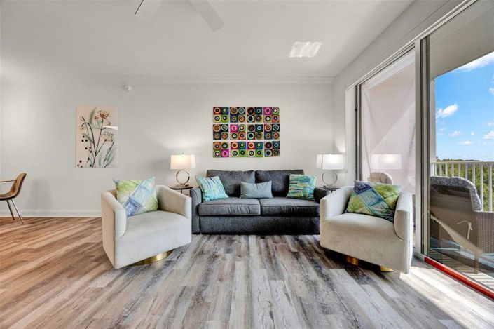 Image No.7-1 Bed Property for sale