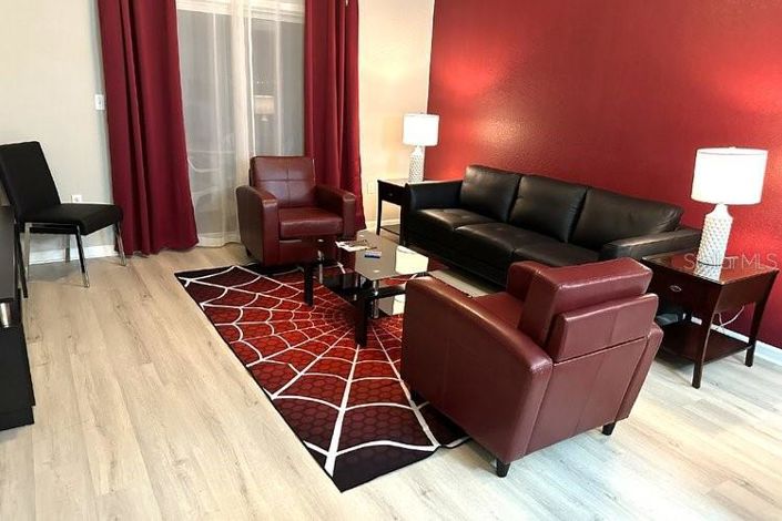 Image No.5-3 Bed Property for sale