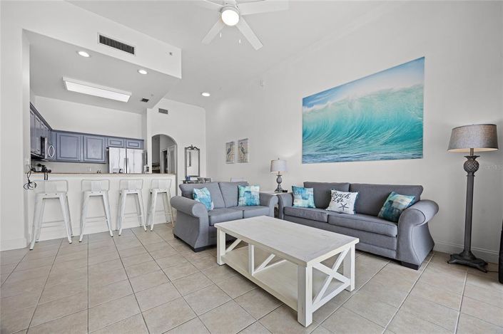 Image No.11-1 Bed Property for sale