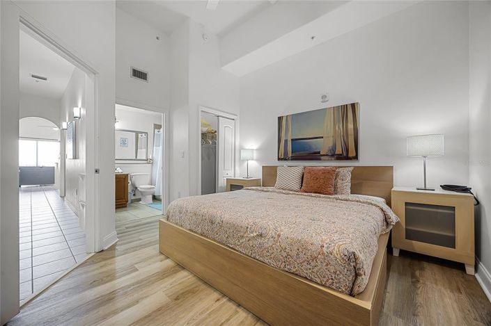 Image No.19-1 Bed Property for sale