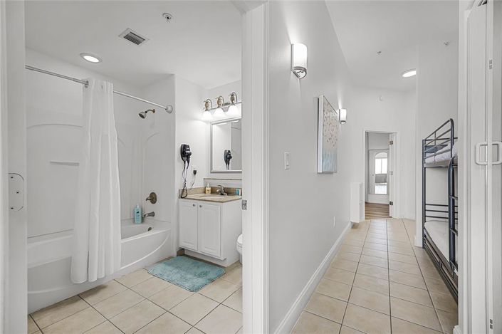 Image No.26-1 Bed Property for sale