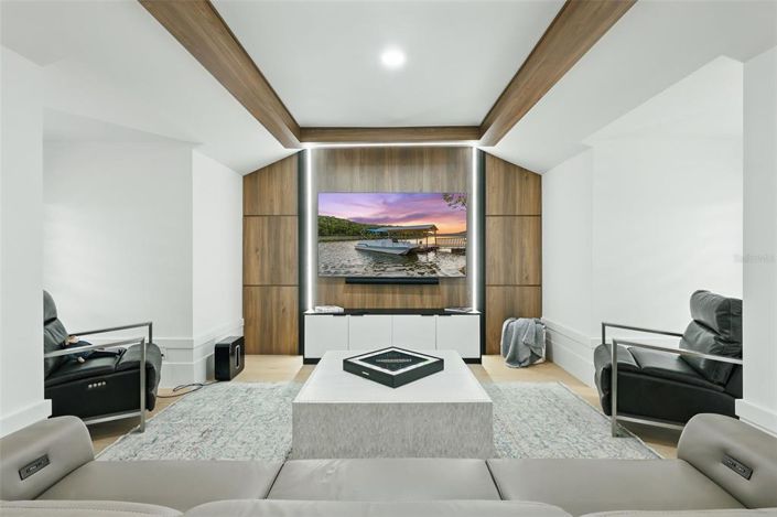 Image No.49-5 Bed Property for sale