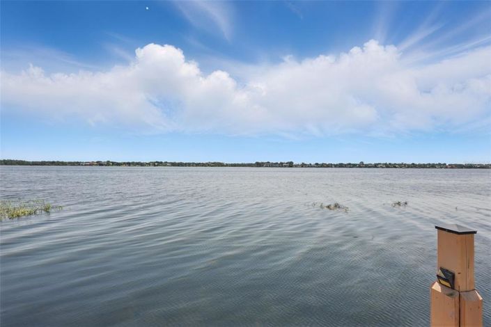 Image No.56-5 Bed Property for sale