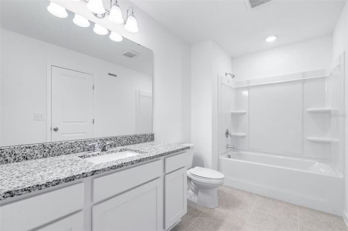 Image No.18-3 Bed Townhouse for sale