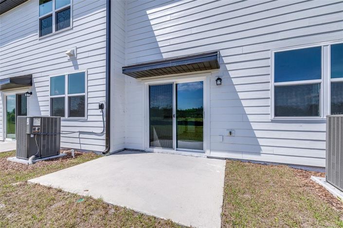 Image No.25-3 Bed Townhouse for sale