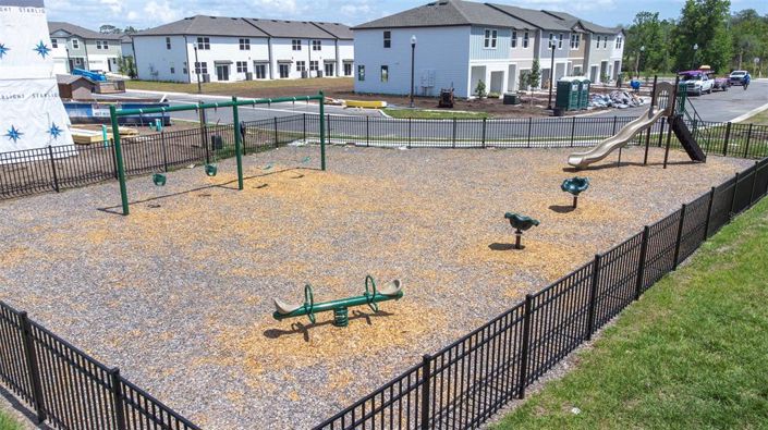 Image No.33-3 Bed Townhouse for sale