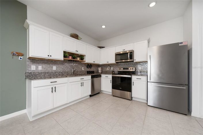 Image No.10-3 Bed Townhouse for sale