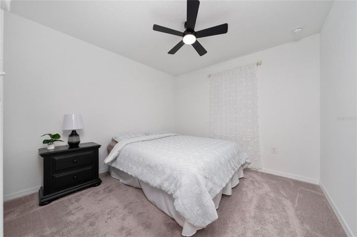 Image No.15-3 Bed Townhouse for sale