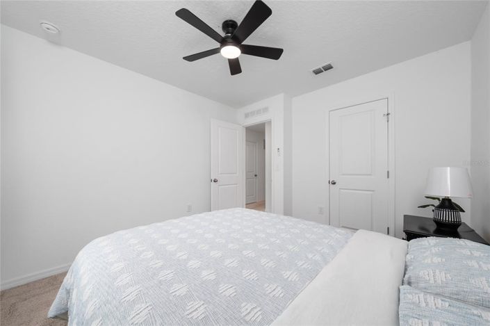 Image No.16-3 Bed Townhouse for sale