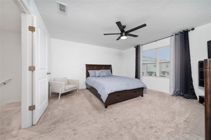 Image No.18-3 Bed Townhouse for sale