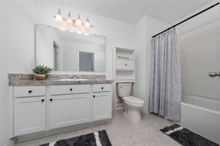 Image No.20-3 Bed Townhouse for sale