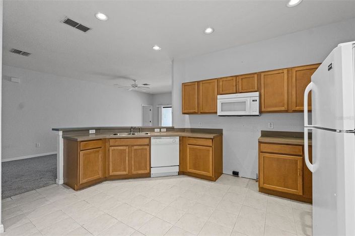 Image No.11-4 Bed Property for sale