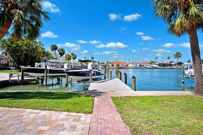 Image No.14-3 Bed Property for sale