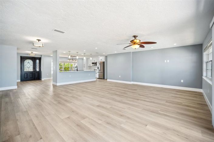 Image No.22-3 Bed Property for sale