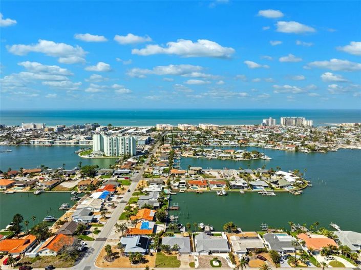 Image No.44-3 Bed Property for sale