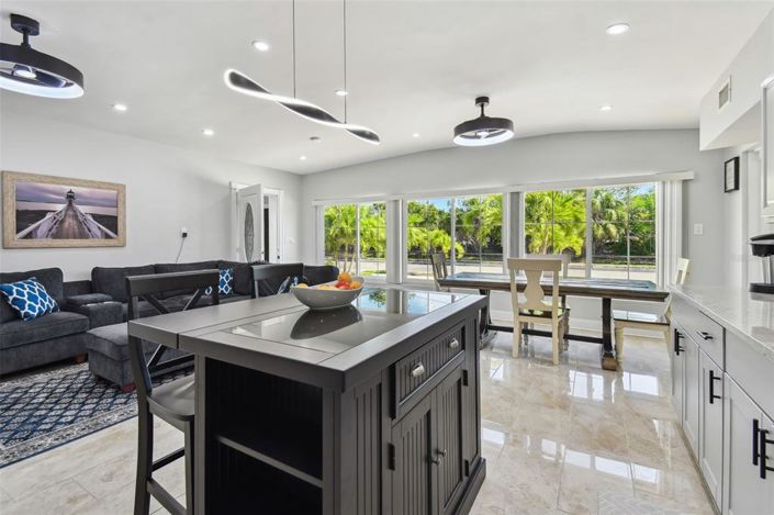 Image No.13-3 Bed Property for sale