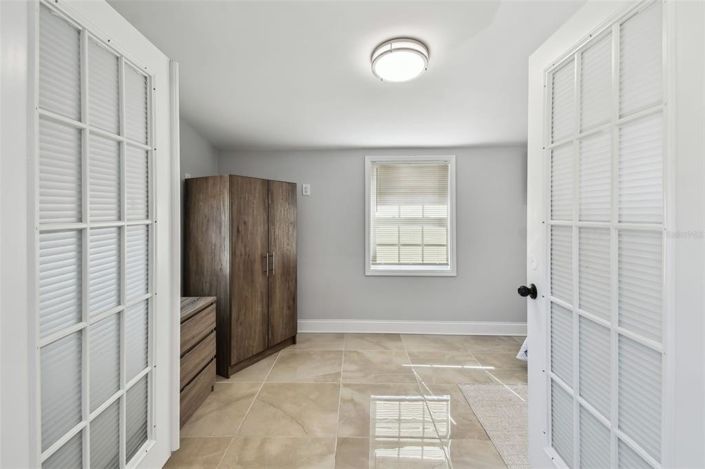 Image No.18-3 Bed Property for sale