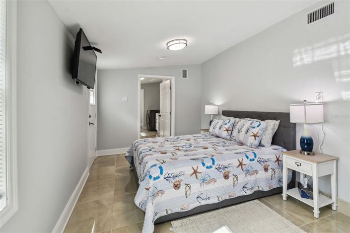 Image No.20-3 Bed Property for sale