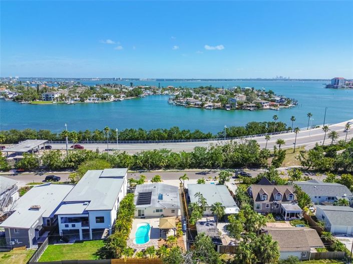 Image No.3-3 Bed Property for sale