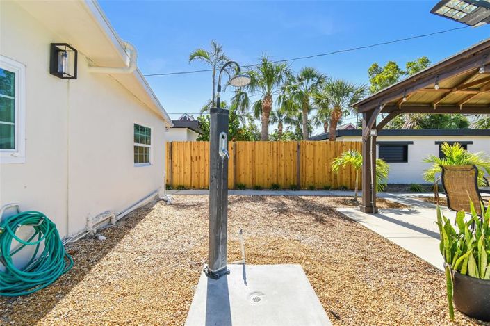 Image No.39-3 Bed Property for sale