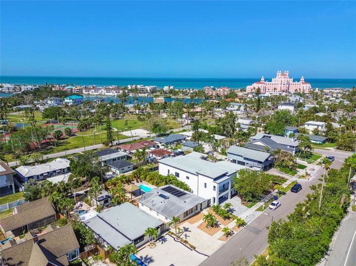 Image No.48-3 Bed Property for sale