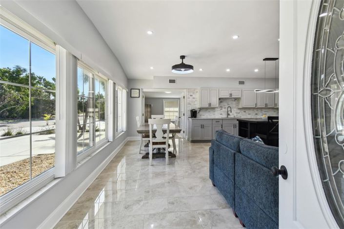 Image No.5-3 Bed Property for sale