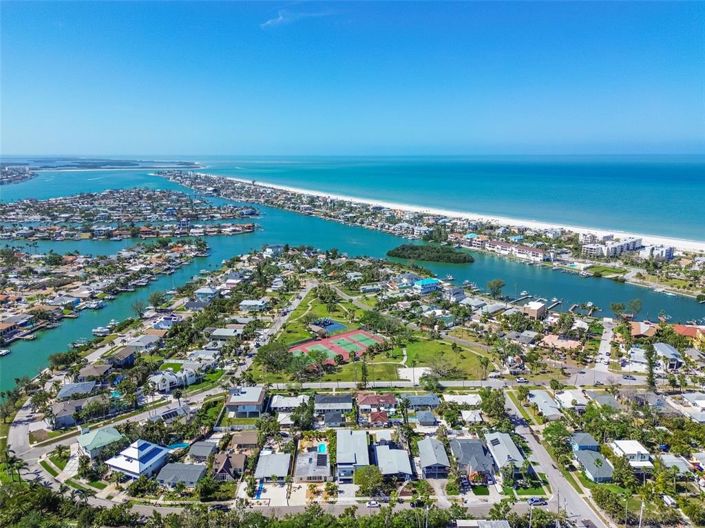 Image No.55-3 Bed Property for sale