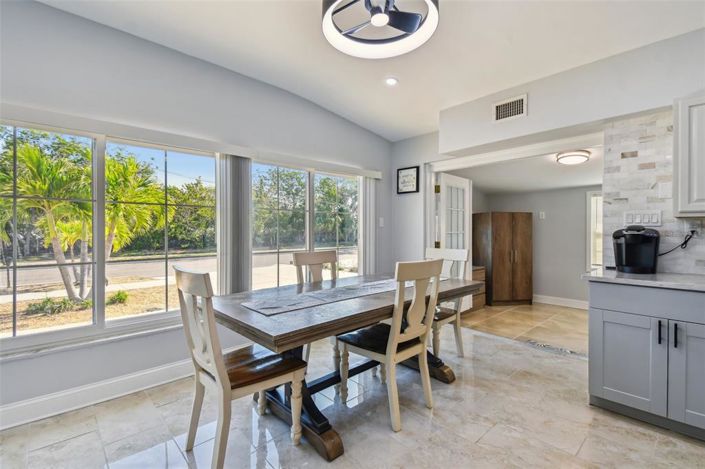 Image No.7-3 Bed Property for sale